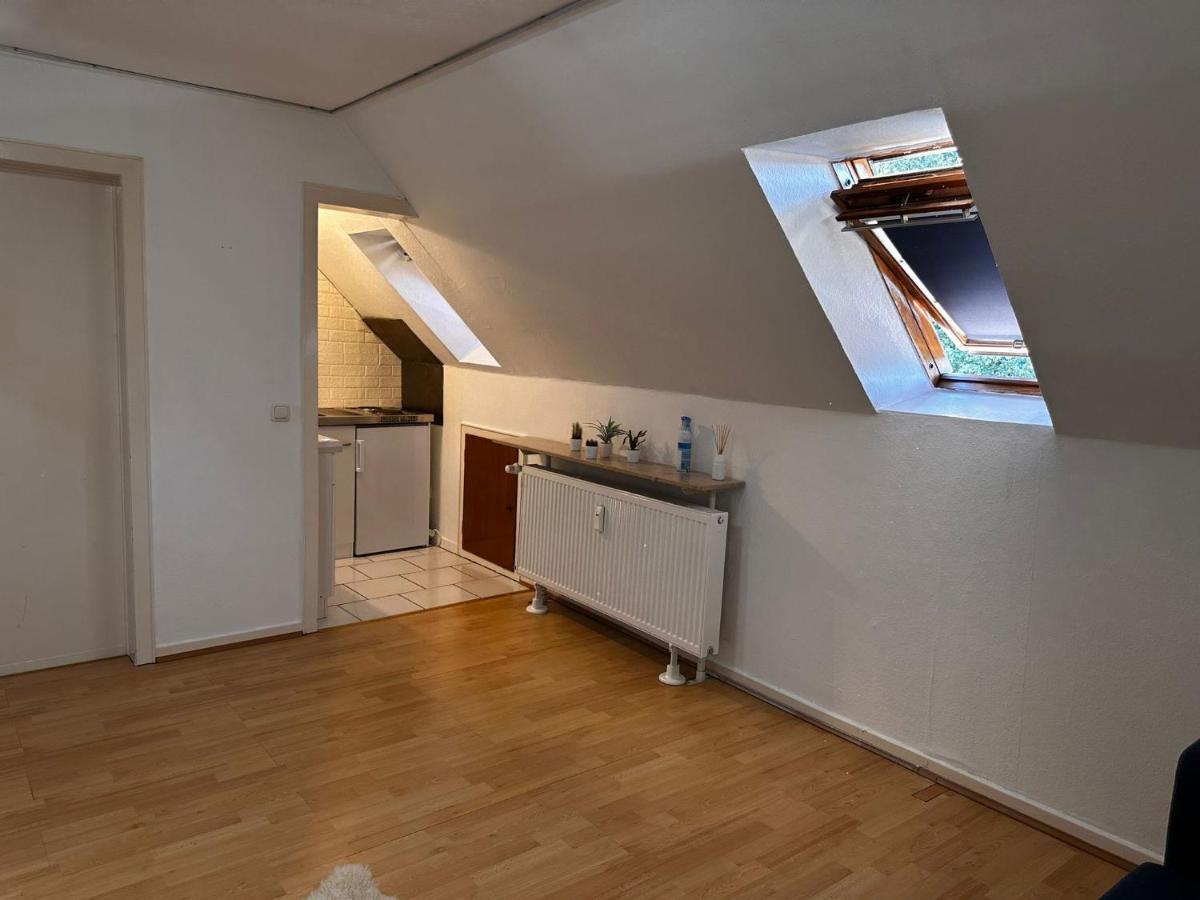 A&V Apartments Gemuetliche Rheinblick Wohnung Apt Daisy Duisbourg Extérieur photo